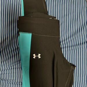 Under Armour, women’s leggings, size large, excellent condition